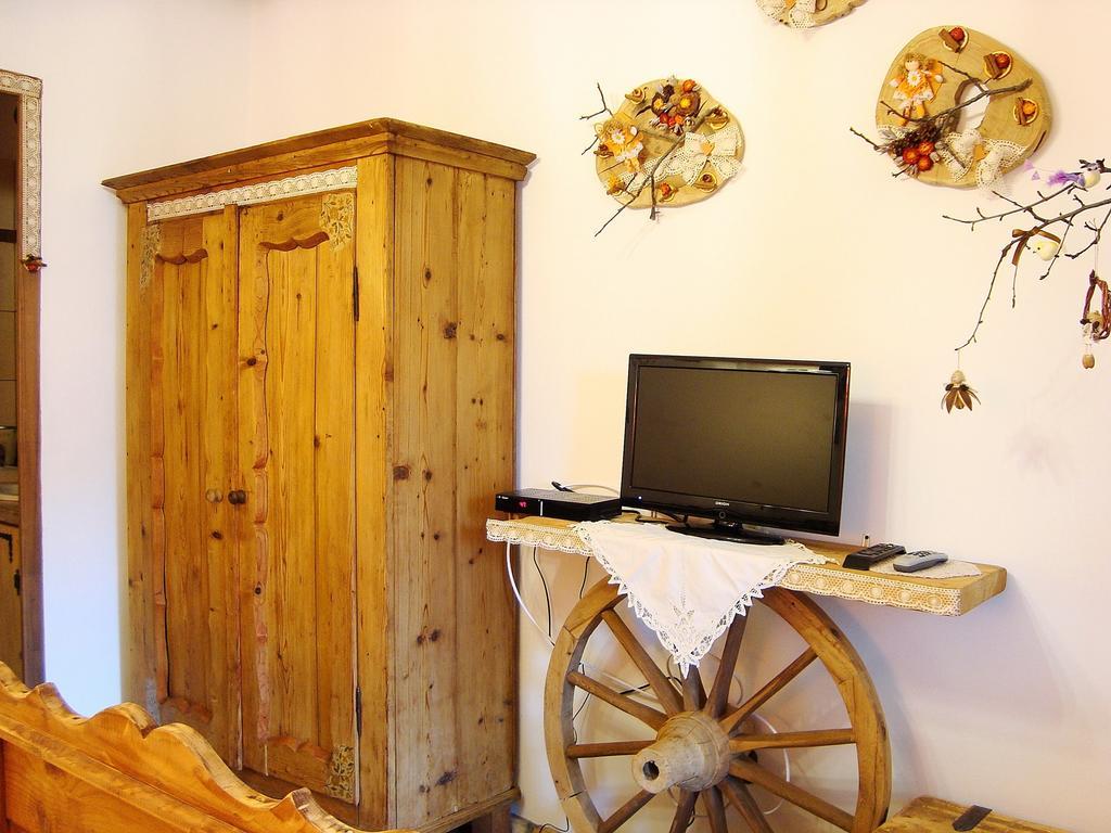 Edes Otthon Vendeghaz Hotel Нагибьоржьони Стая снимка