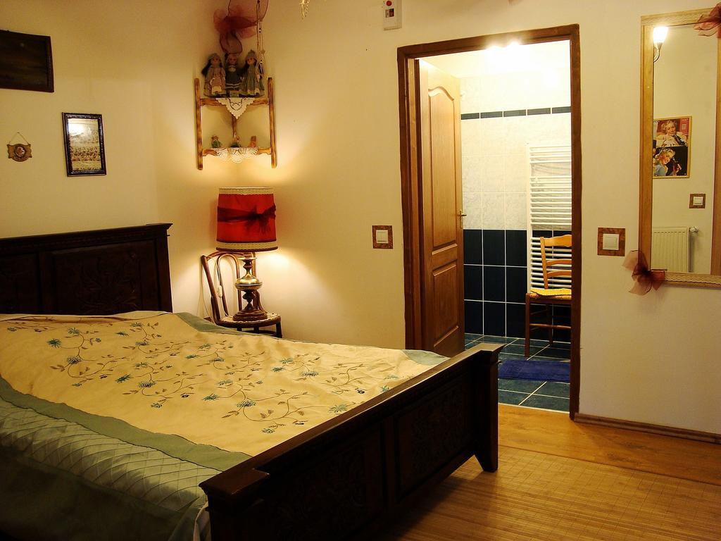 Edes Otthon Vendeghaz Hotel Нагибьоржьони Екстериор снимка
