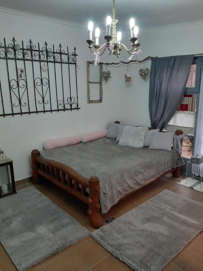 Edes Otthon Vendeghaz Hotel Нагибьоржьони Екстериор снимка