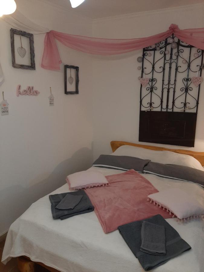 Edes Otthon Vendeghaz Hotel Нагибьоржьони Екстериор снимка