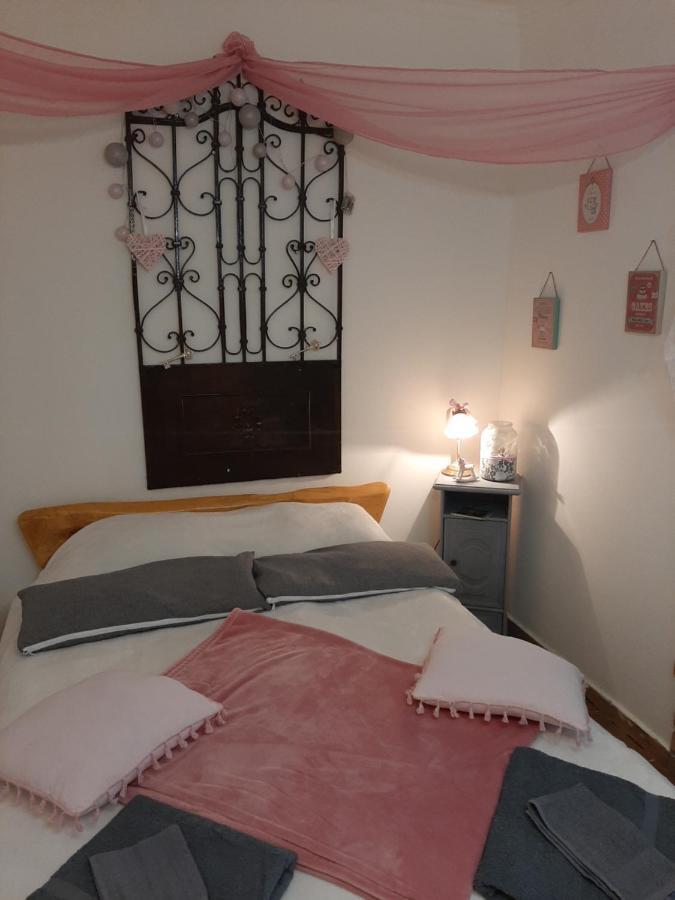 Edes Otthon Vendeghaz Hotel Нагибьоржьони Екстериор снимка